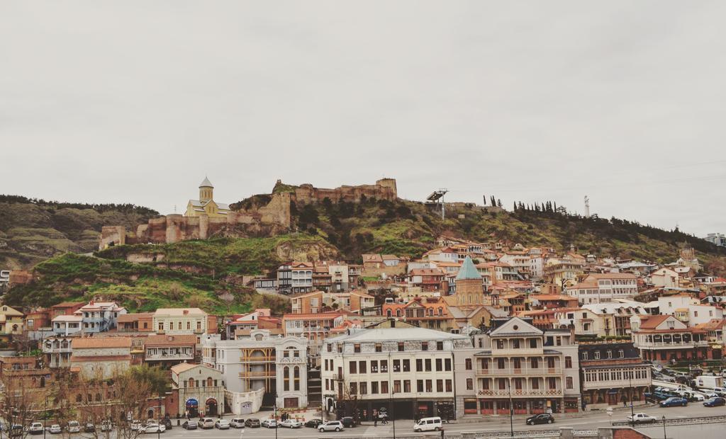 Tiflis Metekhi Hotel Eksteriør bilde