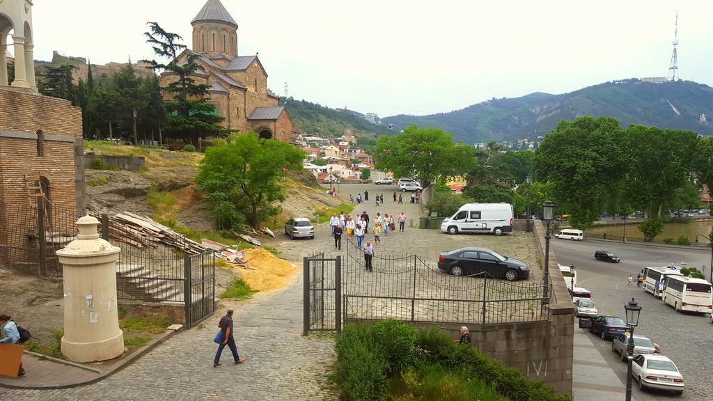 Tiflis Metekhi Hotel Eksteriør bilde